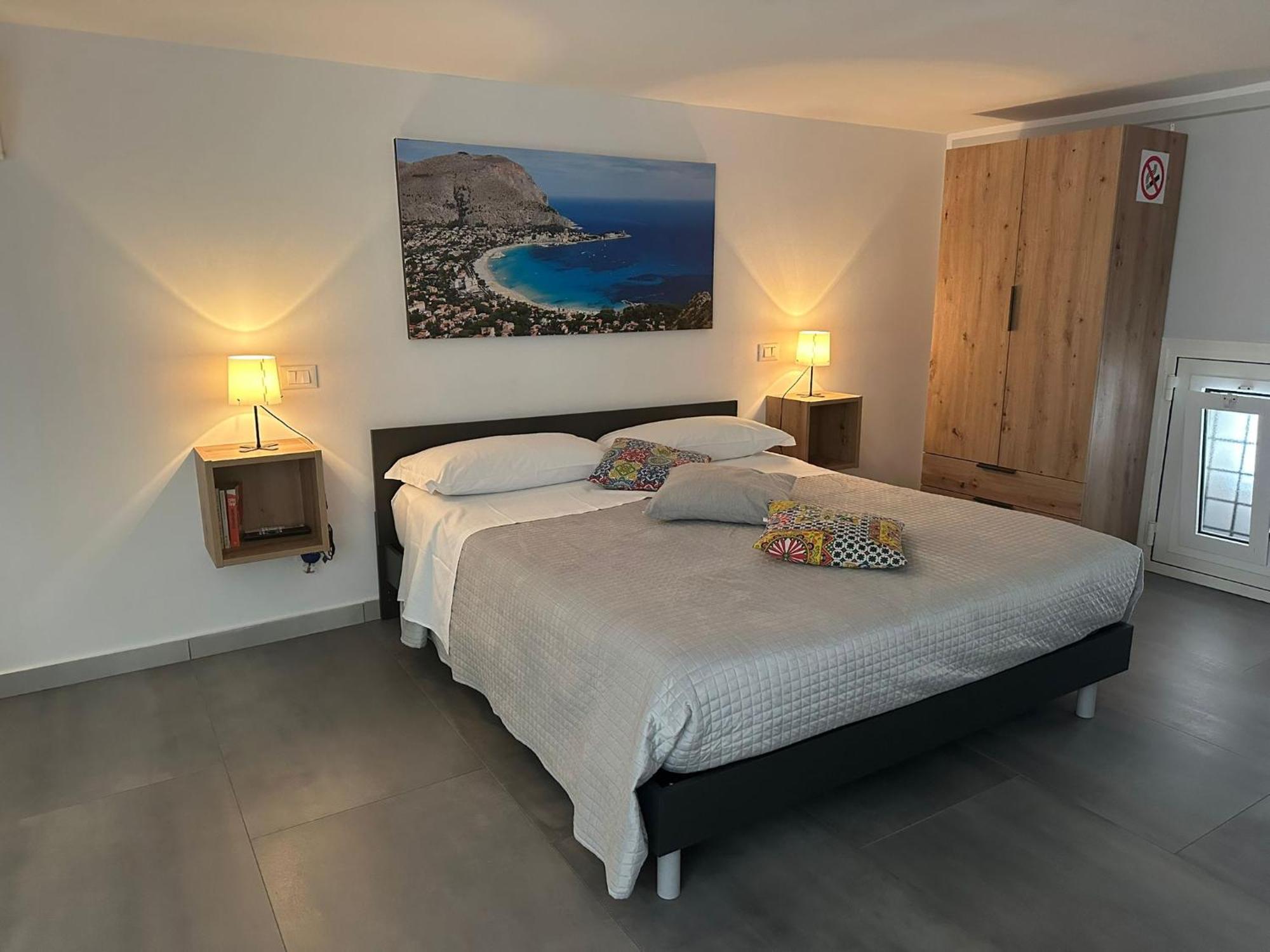 Vespro House Palerme